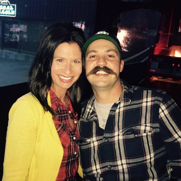 Meet your Posher, Cindy - Picture 1 of 1